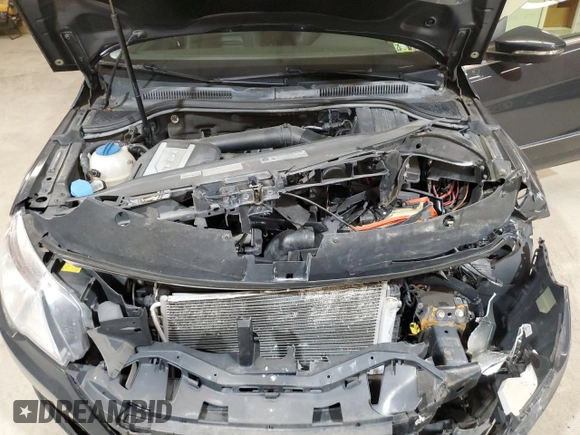 2012 Volkswagen CC Sport PZEV with VIN WVWMP7AN5CE501215, listed as a Copart auction lot 54117525 with 91,944 mi miles and Salvage Title. Bid and sale history available at carsss.com. Image 11.