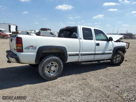 2000 Chevrolet Silverado 2500 LS with VIN 1GCGK29U5YE313778, listed as a Copart auction lot 73274224 with 0 mi miles and Salvage Title. Bid and sale history available at carsss.com. Image 4.