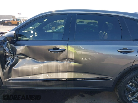 2023 Acura MDX w/A-Spec Package with VIN 5J8YE1H05PL033410, listed as a IAAI auction lot 42604907 with 35,806 mi miles and . Bid and sale history available at DreamBid. Image 15.
