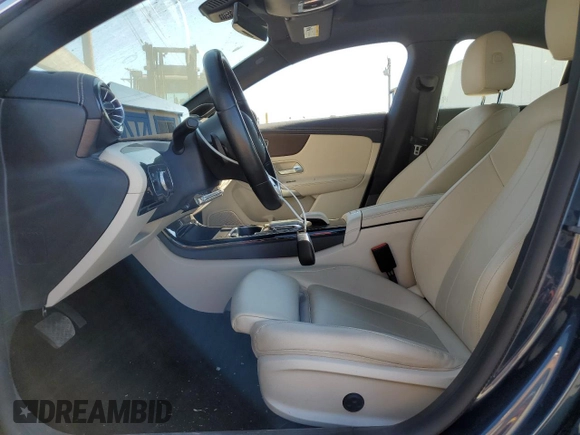 2022 Mercedes-Benz CLA 250 z VIN W1K5J4GB4NN251525, wystawiony jako Copart lot #74494414 z przebiegiem 45 792 mil mil oraz Szkoda całkowita • Salvage title. Historia ofert i sprzedaży dostępna na DreamBid. Obrazek 7.