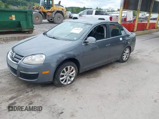 2010 Volkswagen Jetta Limited Edition with VIN 3VWRZ7AJXAM018241, listed as a IAAI auction lot 42340703 with Not provided miles and . Bid and sale history available at DreamBid. Image 17.