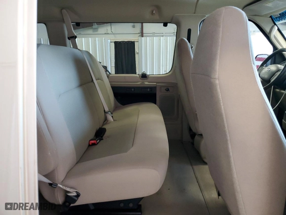 2008 Ford Econoline Wagon XL with VIN 1FMNE11L38DA52308, listed as a Copart auction lot 50180065 with 187,079 mi miles and Salvage Title. Bid and sale history available at carsss.com. Image 11.