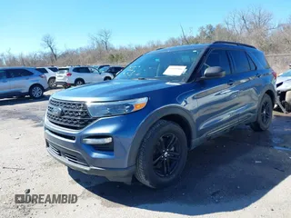 2020 Ford Explorer XLT with VIN 1FMSK7DH0LGC41818, listed as a IAAI auction lot 41654806 with 82,846 mi miles and . Bid and sale history available at carsss.com. Image 2.