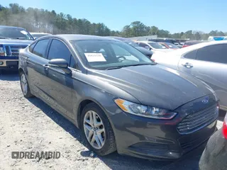 2016 Ford Fusion SE with VIN 3FA6P0H78GR310730, listed as a IAAI auction lot 41821230 with 186,186 mi miles. Bid and sale history available at carsss.com. Image 1.