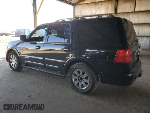 2004 Lincoln Navigator Luxury with VIN 5LMFU27R94LJ10539, listed as a Copart auction lot 76325474 with 187,461 mi miles and Salvage Title. Bid and sale history available at carsss.com. Image 2.