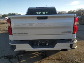 2019 Chevrolet Silverado 1500 High Country with VIN 1GCUYHEL6KZ363011, listed as a Copart auction lot 43434025 with 64,064 mi miles and Salvage Title. Bid and sale history available at carsss.com. Image 6.