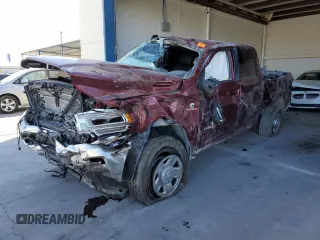2023 Ram 2500 Laramie z VIN 3C6UR5FL6PG569132, wystawiony jako Copart lot #73370404 z przebiegiem 36 560 mil mil oraz Szkoda całkowita • Salvage title. Historia ofert i sprzedaży dostępna na DreamBid. Obrazek 1.