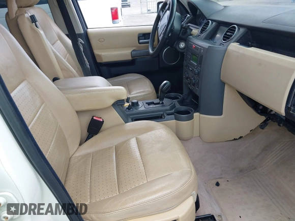2006 Land Rover LR3 SE with VIN SALAD25416A369381, listed as a IAAI auction lot 41807834 with 229,910 mi miles. Bid and sale history available at carsss.com. Image 5.