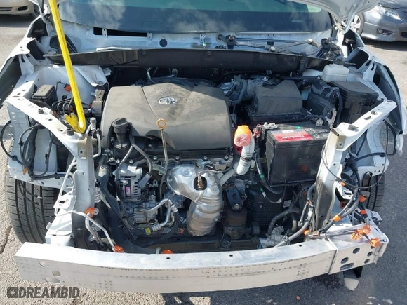 2019 Toyota Highlander SE with VIN 5TDKZRFH8KS311191, listed as a IAAI auction lot 41430042 with NaN miles. Bid and sale history available at carsss.com. Image 10.