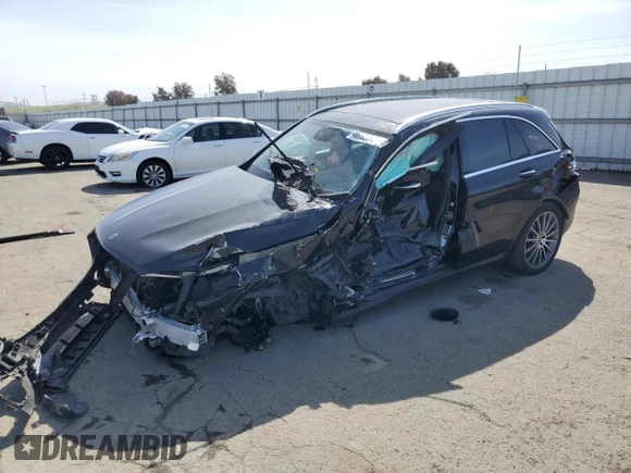 2019 Mercedes-Benz GLC with VIN WDC0G4KB8KV137513, listed as a Copart auction lot 49992365 with 0 mi miles and Salvage Title. Bid and sale history available at carsss.com. Image 1.
