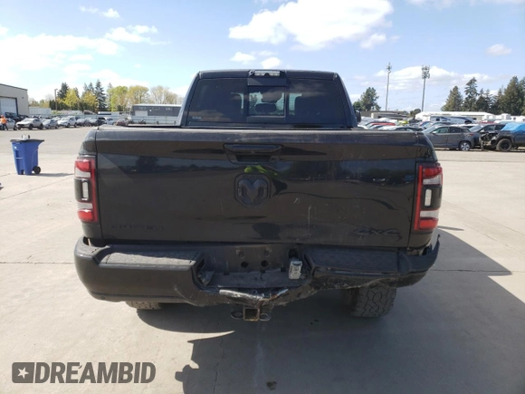 2020 Ram 2500 Limited z VIN 3C6UR5SL0LG273751, wystawiony jako Copart lot #52580975 z przebiegiem 101 615 mil mil oraz Szkoda całkowita • Salvage title. Historia ofert i sprzedaży dostępna na DreamBid. Obrazek 6.