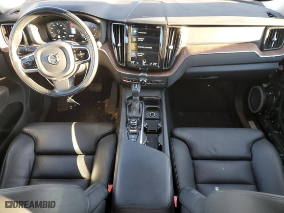 2020 Volvo XC60 Inscription with VIN YV4102RL4L1597873, listed as a Copart auction lot 86898674 with 39,108 mi miles and Salvage Title. Bid and sale history available at carsss.com. Image 8.