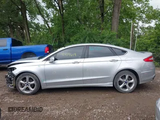 2016 Ford Fusion SE with VIN 3FA6P0H99GR269400, listed as a IAAI auction lot 42419619 with 165,719 mi miles and . Bid and sale history available at DreamBid. Image 15.