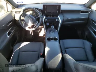 2022 Toyota Venza LE with VIN JTEAAAAH8NJ112490, listed as a Copart auction lot 82372823 with 24,040 mi miles. Bid and sale history available at carsss.com. Image 8.