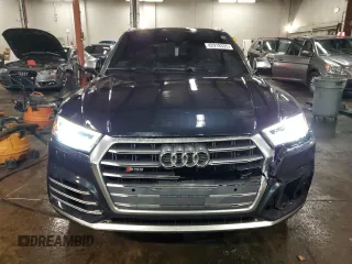 2018 Audi SQ5 Premium Plus with VIN WA1A4AFY0J2140061, listed as a Copart auction lot 42918335 with 111,415 mi miles and Salvage Title. Bid and sale history available at DreamBid. Image 5.