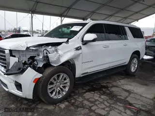 2022 GMC Yukon XL SLT with VIN 1GKS2GKD6NR328395, listed as a IAAI auction lot 41789208 with 24,797 mi miles. Bid and sale history available at carsss.com. Image 17.
