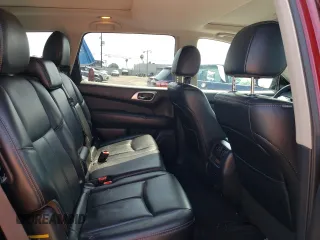 2017 Nissan Pathfinder SV z VIN 5N1DR2MNXHC639680, wystawiony jako Copart lot #54716355 z przebiegiem 110 093 mil mil oraz Szkoda całkowita • Salvage title. Historia ofert i sprzedaży dostępna na DreamBid. Obrazek 11.