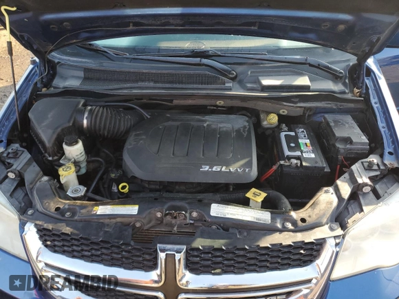 2011 Dodge Grand Caravan Crew with VIN 2D4RN5DG2BR727858, listed as a Copart auction lot 51956105 with 176,678 mi miles and Clean Title. Bid and sale history available at DreamBid. Image 14.