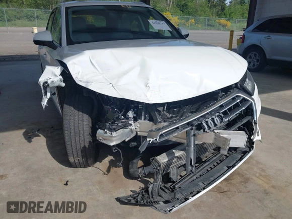 2018 Audi Q5 with VIN WA1BNBFY1J2131926, listed as a IAAI auction lot 42328714 with 79,752 mi miles and . Bid and sale history available at DreamBid. Image 6.