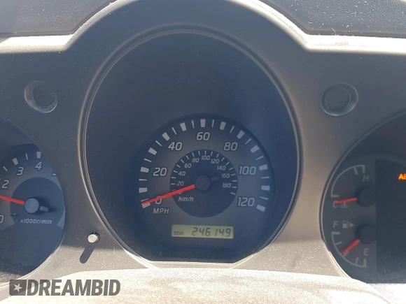2002 Nissan Xterra XE with VIN 5N1ED28T32C527516, listed as a IAAI auction lot 42687776 with 246,149 mi miles and . Bid and sale history available at DreamBid. Image 7.