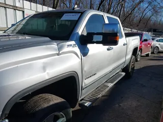 2016 GMC Sierra 2500HD SLT with VIN 1GT12TE87GF106158, listed as a IAAI auction lot 41214047 with 274,601 mi miles. Bid and sale history available at carsss.com. Image 6.