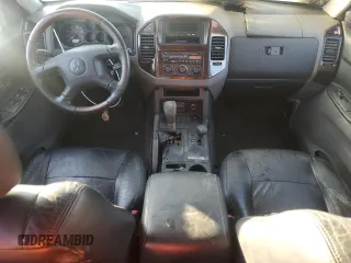2001 Mitsubishi Montero Limited z VIN JA4MW51R81J030640, wystawiony jako Copart lot #47873715 z przebiegiem Nie podano mil oraz Szkoda całkowita • Salvage title. Historia ofert i sprzedaży dostępna na DreamBid. Obrazek 8.