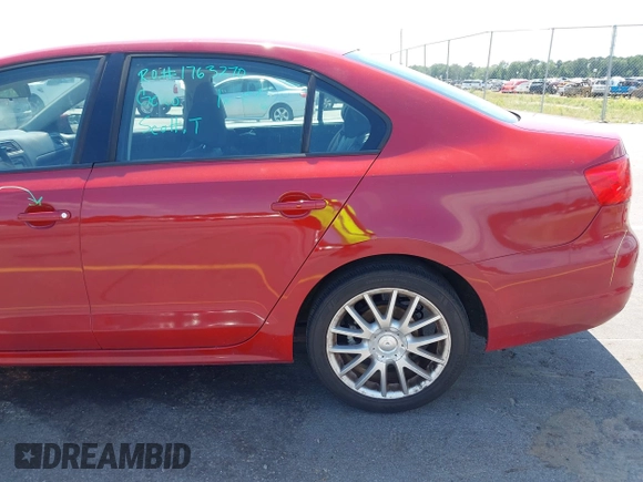 2012 Volkswagen Jetta SE with VIN 3VWDP7AJ4CM127393, listed as a IAAI auction lot 42352411 with 146,605 mi miles and . Bid and sale history available at DreamBid. Image 15.