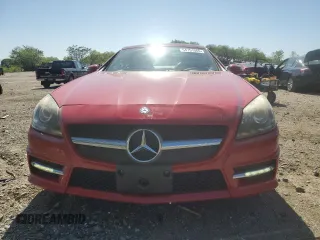 2013 Mercedes-Benz SLK 250 z VIN WDDPK4HA6DF051329, wystawiony jako Copart lot #54751565 z przebiegiem 58 224 mil mil oraz Szkody całkowita. Historia ofert i sprzedaży dostępna na DreamBid. Obrazek 5.
