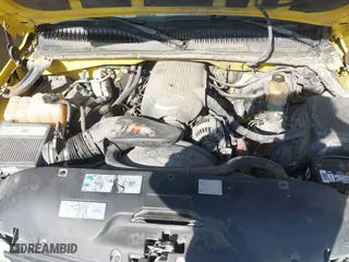 2002 Chevrolet Silverado 1500 LS with VIN 1GCEK19VX2Z244807, listed as a IAAI auction lot 41784212 with 246,067 mi miles. Bid and sale history available at carsss.com. Image 10.