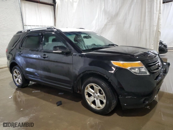 2014 Ford Utility Police Interceptor with VIN 1FM5K8AR1EGA04502, listed as a Copart auction lot 70989924 with 174,348 mi miles and Salvage Title. Bid and sale history available at carsss.com. Image 4.