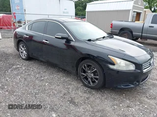 2012 Nissan Maxima S z VIN 1N4AA5APXCC856439, wystawiony jako IAAI lot #42498139 z przebiegiem 229 327 mil mil oraz . Historia ofert i sprzedaży dostępna na DreamBid. Obrazek 1.