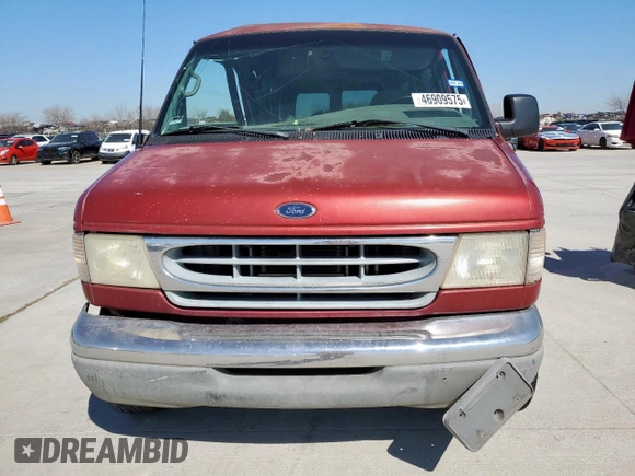 2001 Ford Econoline Passenger XL with VIN 1FBSS31L21HA40360, listed as a Copart auction lot 46909575 with 317,780 mi miles and Salvage title. Bid and sale history available at DreamBid. Image 5.