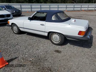 1986 Mercedes-Benz 560 with VIN WDBBA48D6GA045743, listed as a Copart auction lot 78776564 with 116,013 mi miles and Salvage Title. Bid and sale history available at carsss.com. Image 2.