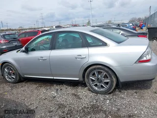 2009 Mercury Sable Premier with VIN 1MEHM42W49G631949, listed as a IAAI auction lot 41867802 with 138,208 mi miles. Bid and sale history available at carsss.com. Image 14.