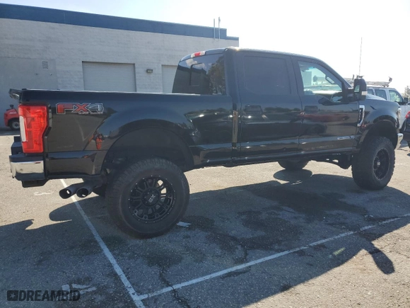 2018 Ford Super Duty F-350 SRW XL with VIN 1FT8W3BT1JEB01790, listed as a Copart auction lot 48372695 with NaN miles and Salvage Title. Bid and sale history available at carsss.com. Image 3.