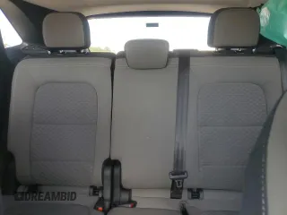 2022 Ford Escape SE z VIN 1FMCU0G63NUB58307, wystawiony jako Copart lot #56114725 z przebiegiem 57 717 mil mil oraz Nie do naprawy • Non repairable. Historia ofert i sprzedaży dostępna na DreamBid. Obrazek 10.