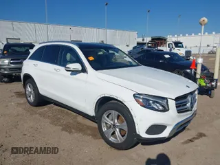 2018 Mercedes-Benz GLC with VIN WDC0G4JB1JV065232, listed as a IAAI auction lot 41598123 with 62,308 mi miles. Bid and sale history available at carsss.com. Image 1.