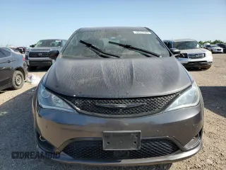 2019 Chrysler Pacifica Touring Plus z VIN 2C4RC1FG3KR569071, wystawiony jako Copart lot #52317555 z przebiegiem 114 414 mil mil oraz Szkoda całkowita • Salvage title. Historia ofert i sprzedaży dostępna na DreamBid. Obrazek 5.
