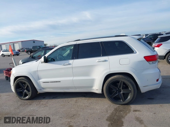 2018 Jeep Grand Cherokee Summit with VIN 1C4RJFJG0JC107732, listed as a IAAI auction lot 42328645 with 109,601 mi miles and . Bid and sale history available at DreamBid. Image 15.