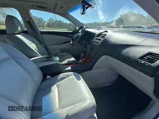2007 Lexus ES 330 with VIN JTHBJ46G872128159, listed as a Copart auction lot 83068574 with 225,302 mi miles and Clean Title. Bid and sale history available at DreamBid. Image 5.