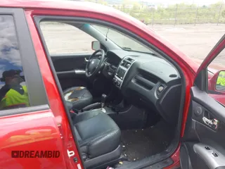 2009 Kia Sportage LX with VIN KNDJE723597634012, listed as a IAAI auction lot 42188447 with 205,040 mi miles. Bid and sale history available at carsss.com. Image 5.