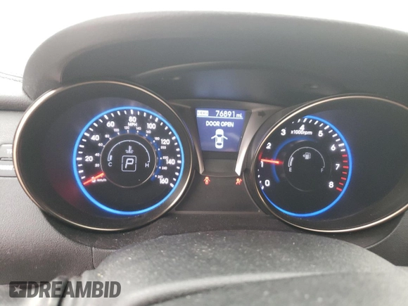 2014 Hyundai Genesis Coupe 2.0T z VIN KMHHT6KD1EU114887, wystawiony jako Copart lot #52775804 z przebiegiem 76 891 mil mil oraz Szkoda całkowita • Salvage title. Historia ofert i sprzedaży dostępna na DreamBid. Obrazek 9.