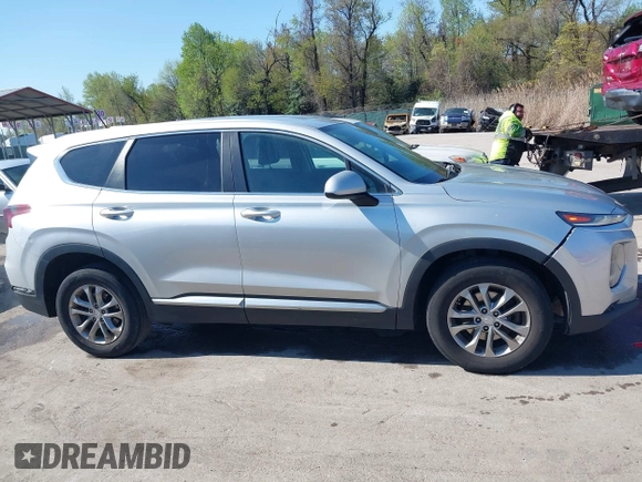 2019 Hyundai Santa Fe SE with VIN 5NMS23AD3KH030862, listed as a IAAI auction lot 41946700 with 198,264 mi miles. Bid and sale history available at carsss.com. Image 13.