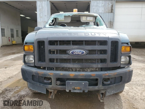 2009 Ford F-250 XL with VIN 1FTNF21549EA63743, listed as a Copart auction lot 49388235 with 74,742 mi miles and Clean Title. Bid and sale history available at DreamBid. Image 5.