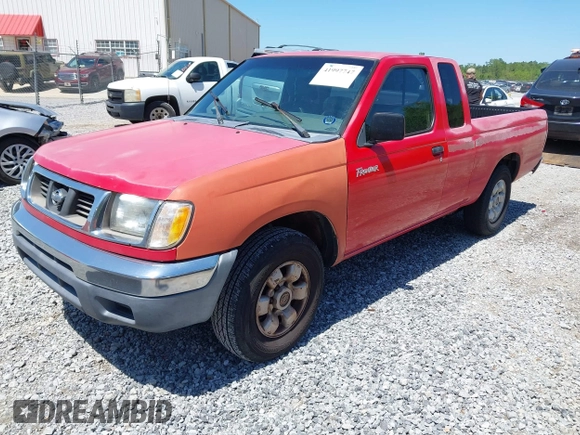 1998 Nissan Frontier XE z VIN 1N6DD26S9WC350161, wystawiony jako IAAI lot #41997747 z przebiegiem 343 084 mil mil oraz . Historia ofert i sprzedaży dostępna na DreamBid. Obrazek 2.