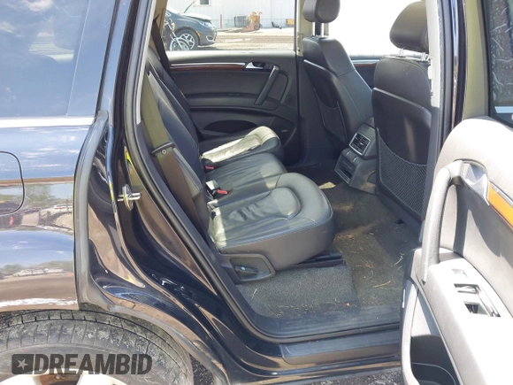 2007 Audi Q7 Premium with VIN WA1BY74L97D056322, listed as a IAAI auction lot 42081141 with 173,587 mi miles and . Bid and sale history available at DreamBid. Image 8.