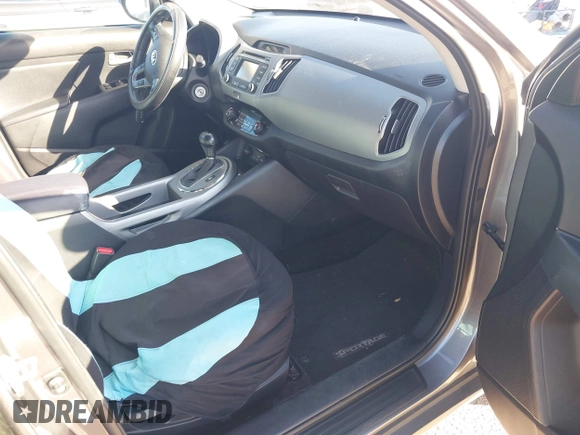 2015 Kia Sportage EX with VIN KNDPCCAC6F7762085, listed as a IAAI auction lot 42659208 with 114,723 mi miles and . Bid and sale history available at DreamBid. Image 5.