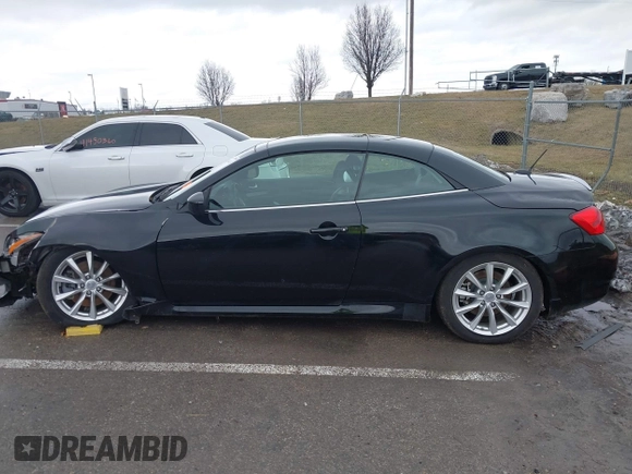 2011 Infiniti G37 with VIN JN1CV6FE8BM952456, listed as a IAAI auction lot 41384414 with 95,296 mi miles. Bid and sale history available at carsss.com. Image 14.