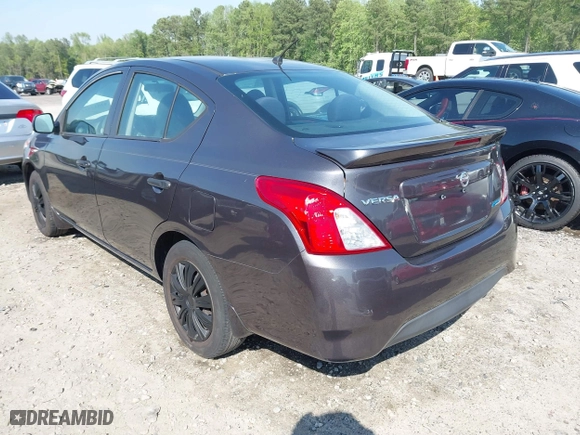 2015 Nissan Versa SV with VIN 3N1CN7AP4FL804691, listed as a IAAI auction lot 42023511 with 135,529 mi miles. Bid and sale history available at carsss.com. Image 3.