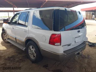 2004 Ford Expedition Eddie Bauer with VIN 1FMFU17L34LA57247, listed as a IAAI auction lot 39279271 with 152,511 mi miles. Bid and sale history available at carsss.com. Image 3.